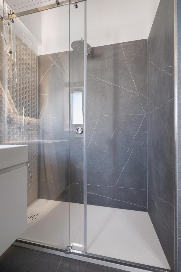 Archimedes Luxury Apartment With Terrace ปาแลร์โม ภายนอก รูปภาพ